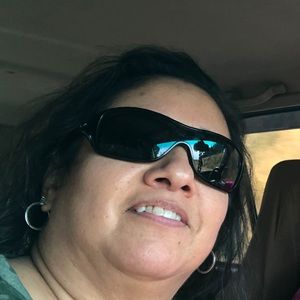 Meet your Posher, Cindi